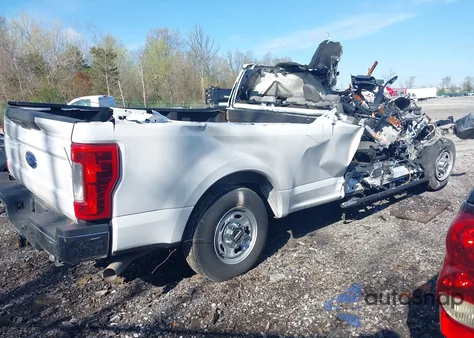 2019 Ford F-250 Xl z USA, uszkodzony, nr VIN 1FT7W2A69KEG19732